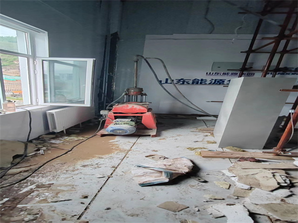 房县地基基础下沉墙体裂缝加固注浆顶升施工