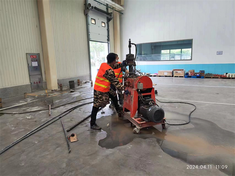 房县厂房地面下沉塌陷注浆加固施工